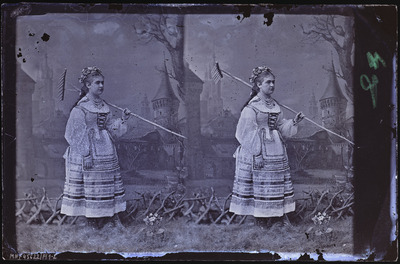 Тематична екскурсія українською мовою виставкою «Що робить фотографію?» 